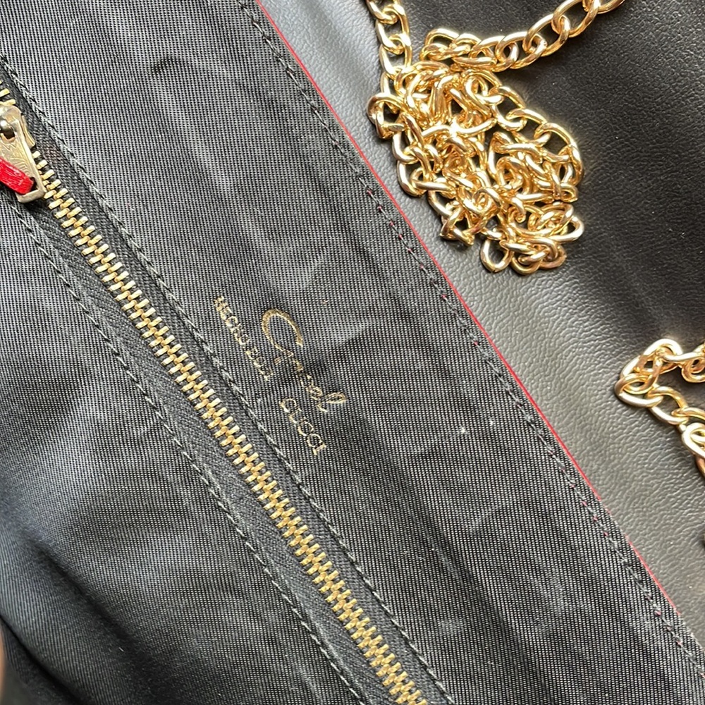 Vintage Gucci red leather hand clutches - Picture 5 of 9